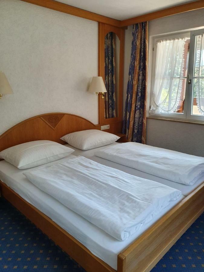 Hotel Gasthaus Adler 그로테르탈 외부 사진