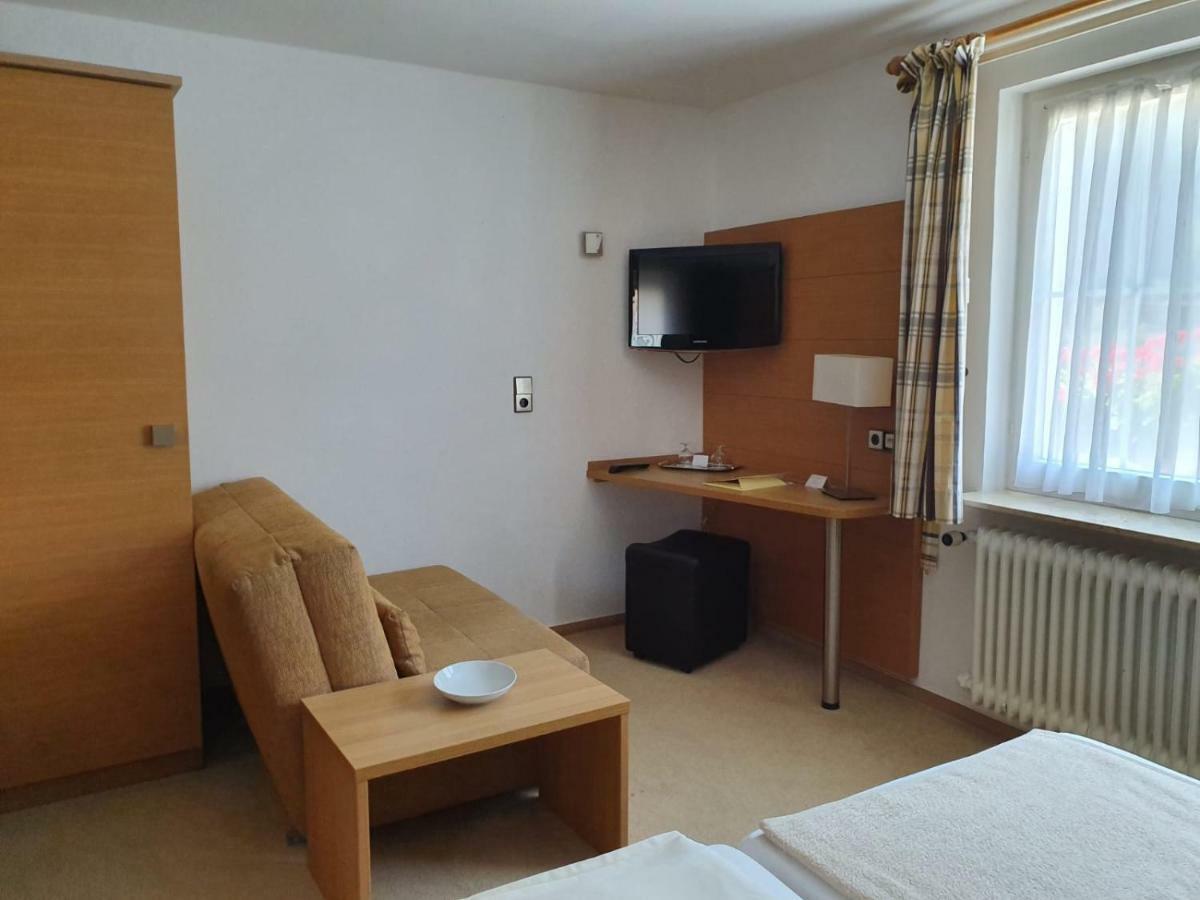 Hotel Gasthaus Adler 그로테르탈 외부 사진
